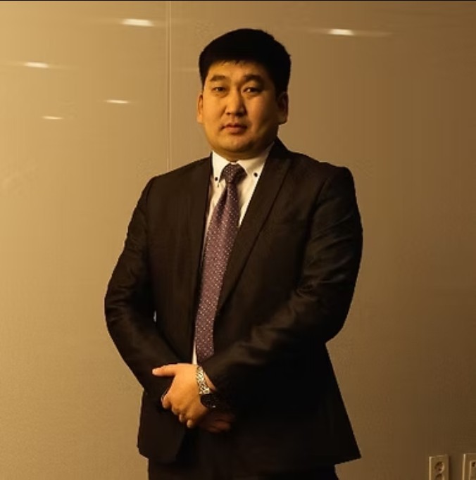 Б. Чинзориг